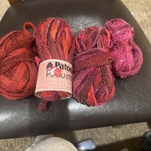 4 Skeins Ruffle Yarn. 1 New. Pink And Red